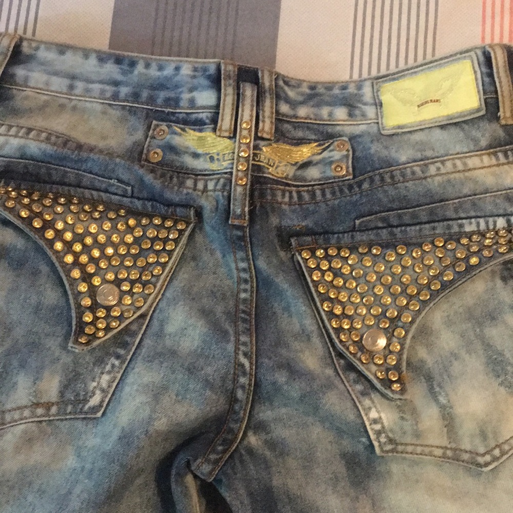 One pair Robins jeans. Size34